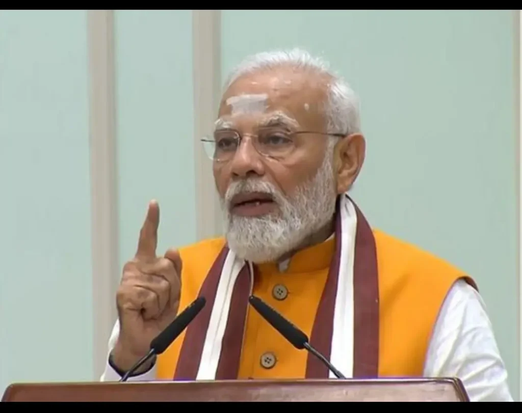 A train accident in Odisha has killed at least 233 people and injured over 900 1 pm modi -