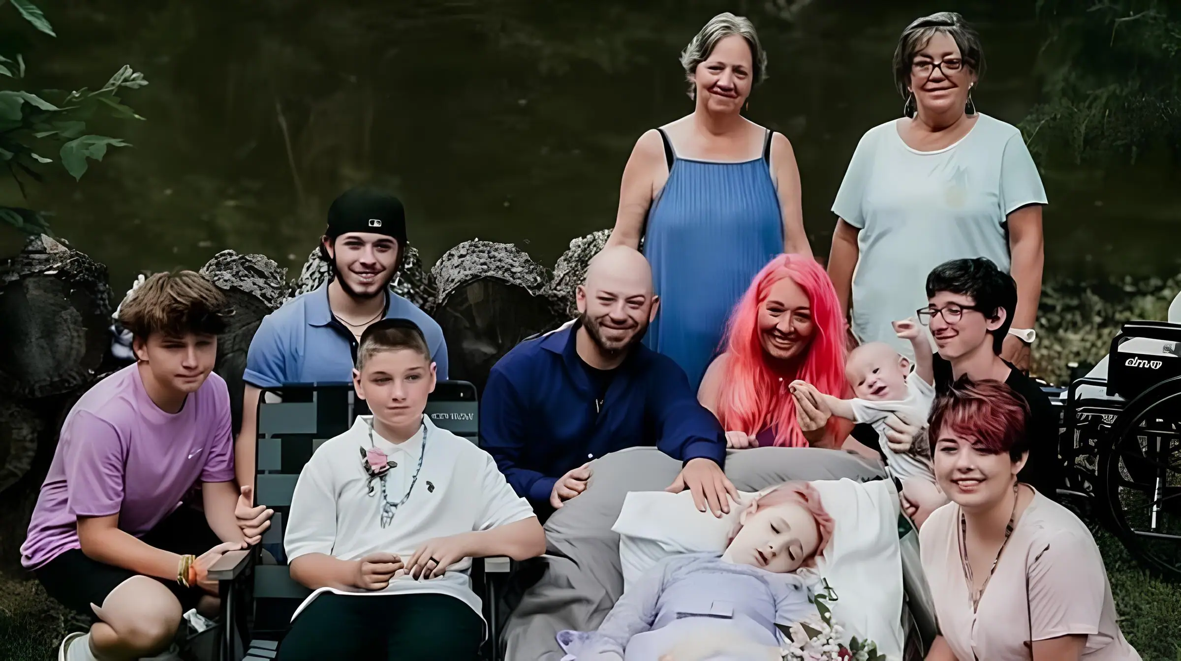 10-Year-Old Girl Marries Boyfriend Before Dying of Blood Cancer