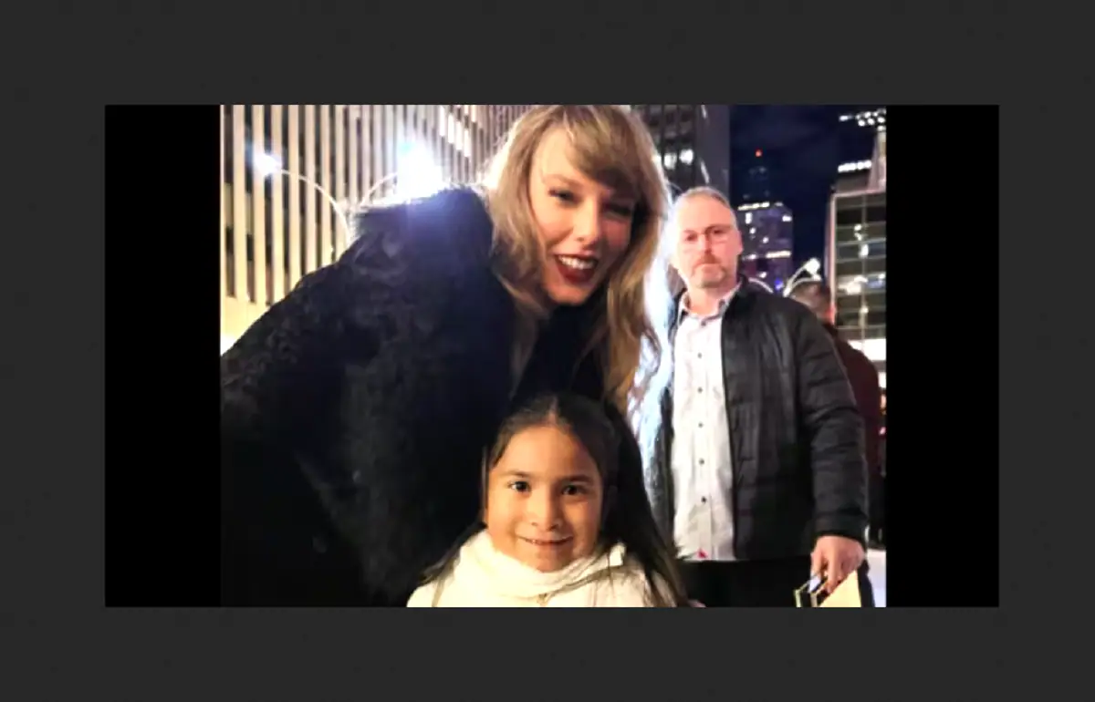 Taylor Swift Melts Hearts Interaction with Young Fan 1 Taylor Swift Melts Hearts with Adorable Interaction with Young Fan